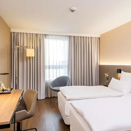 Nh Hamburg Altona Hotel