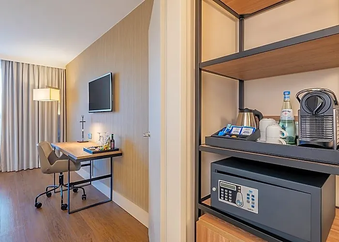 Hotel Nh Altona