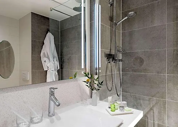 Hotel Nh Altona