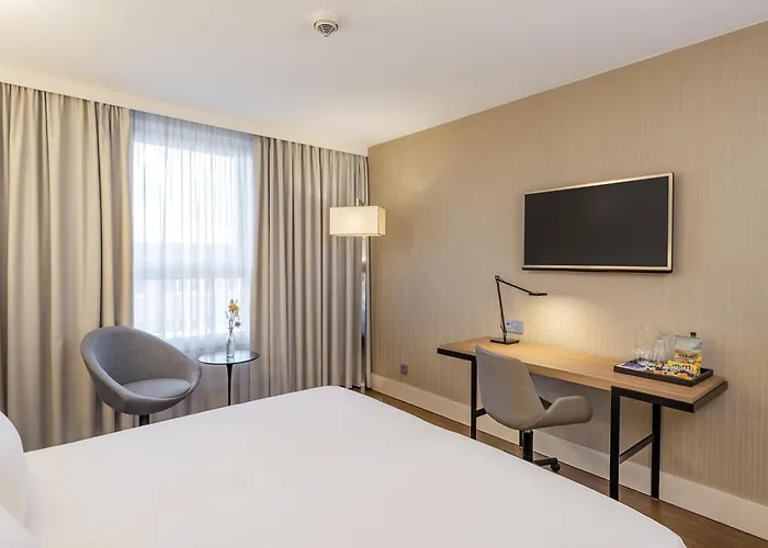 Nh Altona Hotel