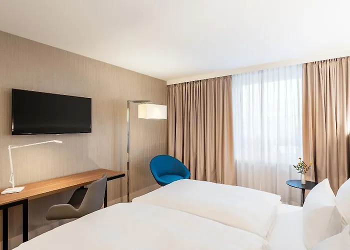 Nh Altona Hotel